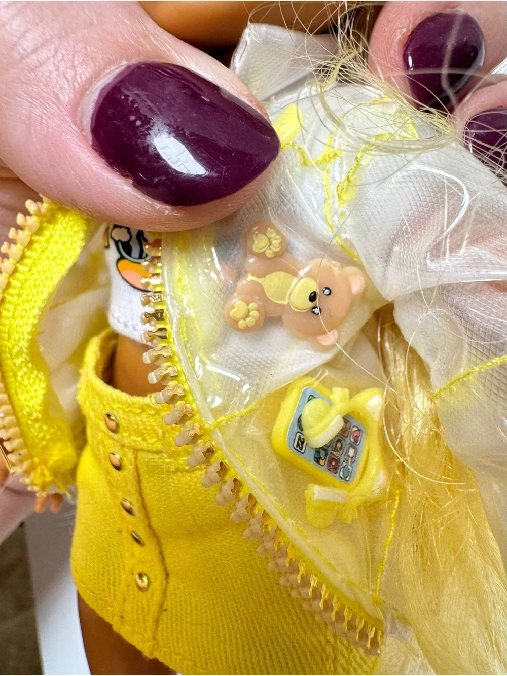 Rainbow High Junior High Sunny Madison Doll- Series 1